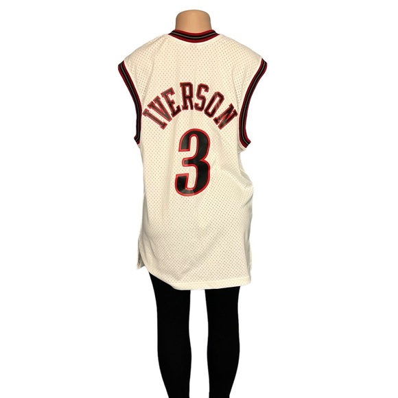Mitchell & Ness Allen Iverson 76ers 2000-01 Swingman Stitched Jersey - Picture 8 of 11